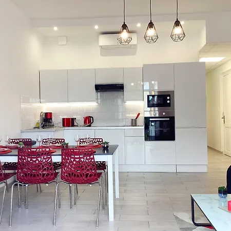 Stella 95 M2 Climatise Parking Proche Sanctuaires Lurdy